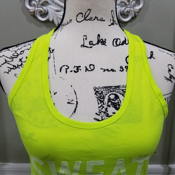 ATHLETECH Tank Top Color Green. - Picture 2 of 10